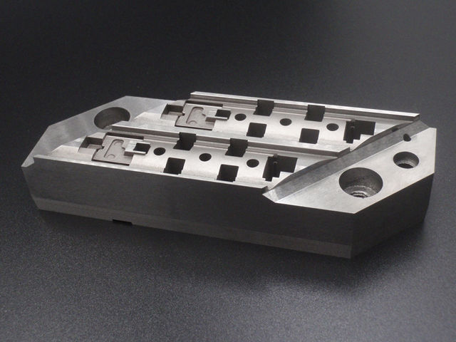 Connector mold components