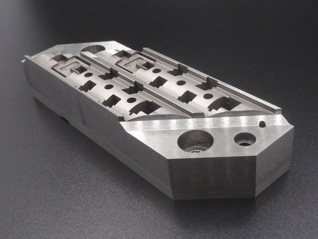 Connector mold components